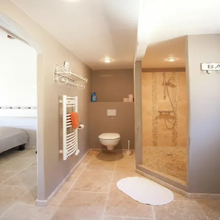 In Provence With Infinity Pool Villa *